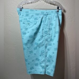 Company 81 Mens Shorts Sz 38 Blue Ocean Waves Flat Front 2% Stretch